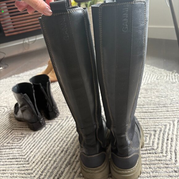 Ganni Tall Chelsea Boots - Black Leather with Olive Green Contrast, Size 36 EU - Picture 5 of 5